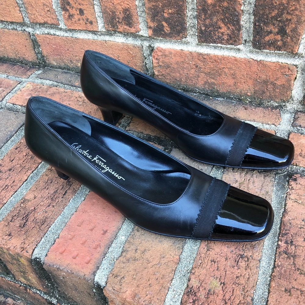 Salvatore Ferragamo Black Leather Low Pump Heels